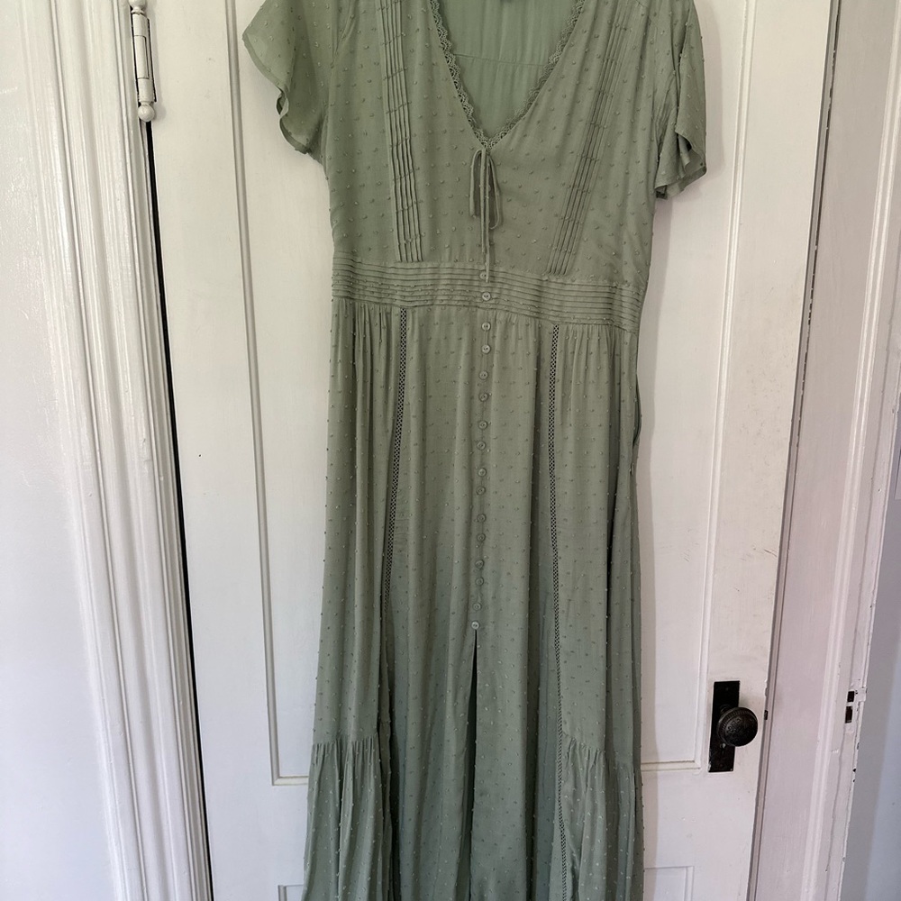 Elegant Green Maxi Dress